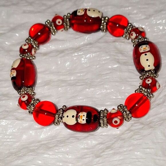 A Red Glass Beaded Women's Stretchy Bangle Bracelet Winter Snowman Christmas - Picture 4 of 7